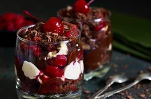 s_sauerkirschen3 Regionales Obst - Sauer­kirschen - Hofladen Altkö